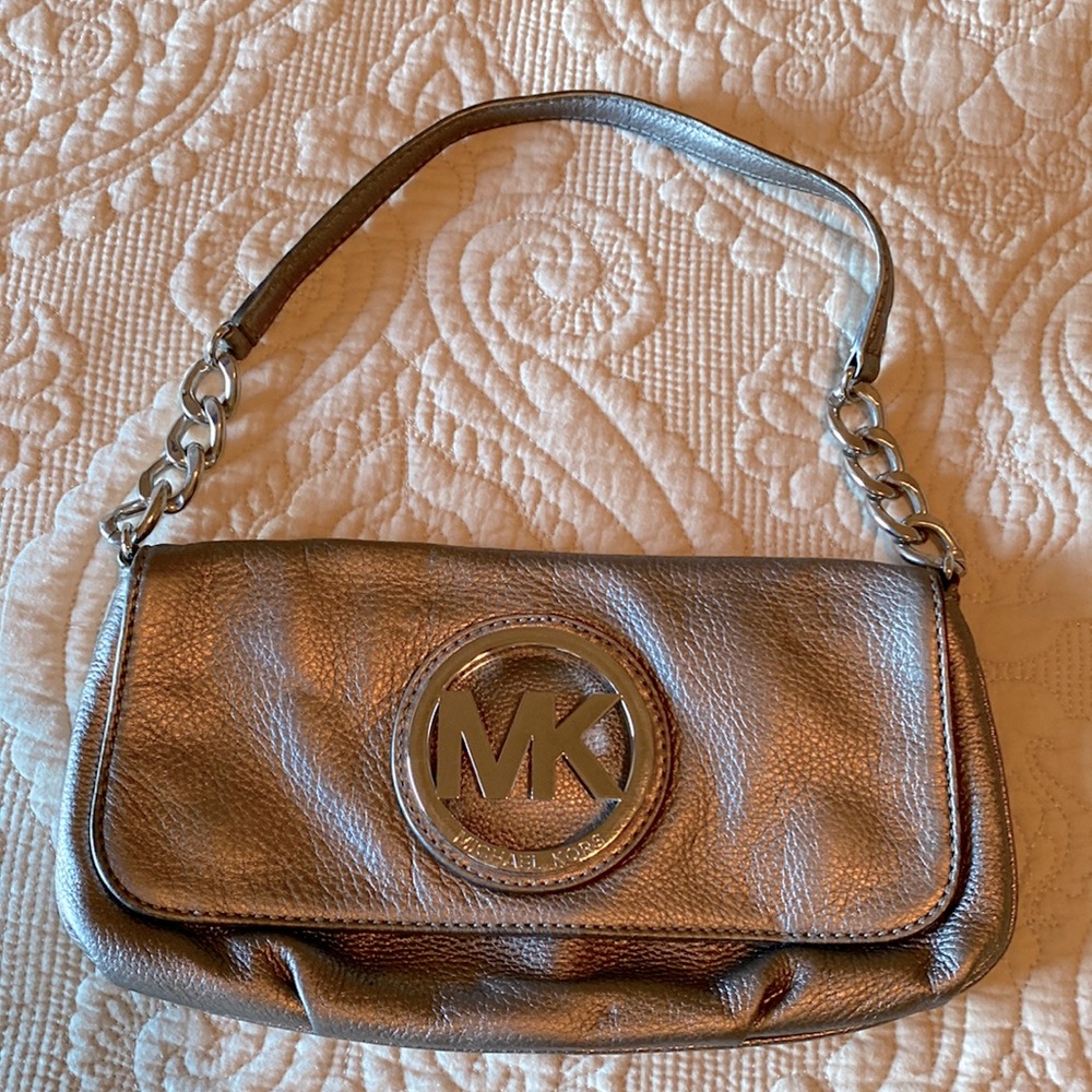 EUC Michael Kors shoulder bag- gunmetal grey leather
